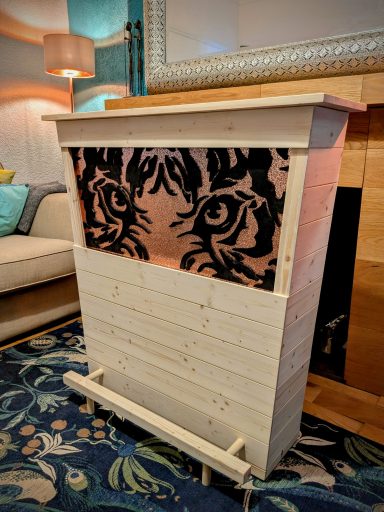 The Sprit Den Artisan craftmanship, functional design, handcrafted, personalised bar, bespoke, bar in Manchester, luxury furniture, glitter, bar piece