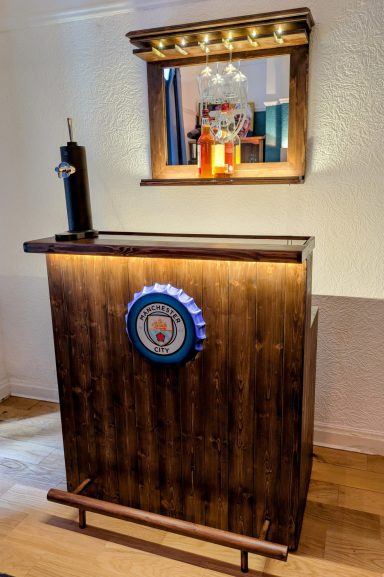 Timber & Tonic FA cup, EFL cup, Champions League, FIFA, UEFA, Europa league, Manchester United, bars, lounge, Man City, pubs, man cave, shed