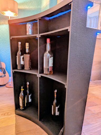 Noir Eclipse bar storage, music, road trip, motorcycles, Indian, Harley Davidson